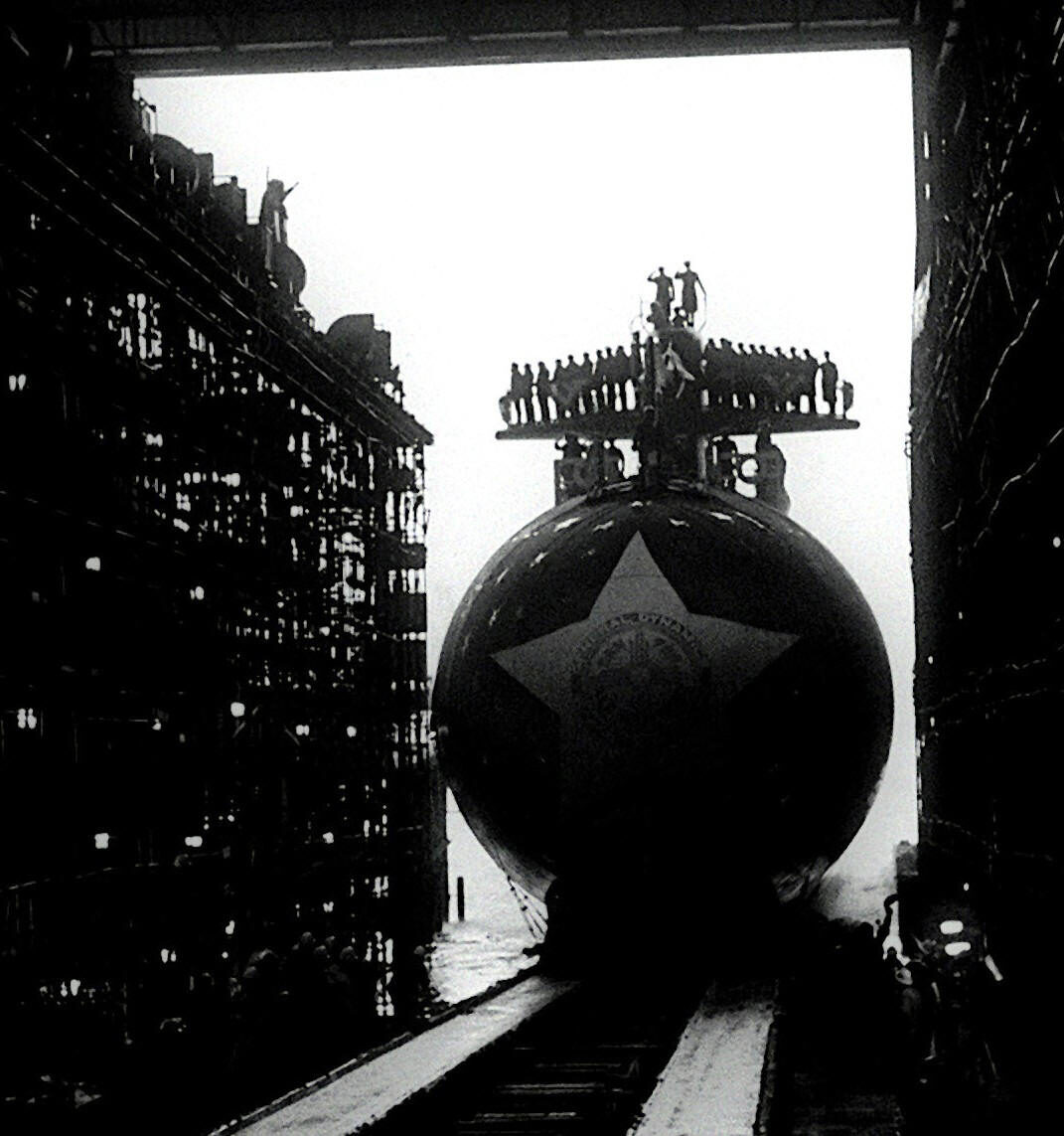 Launching ceremony March 1982 second angle